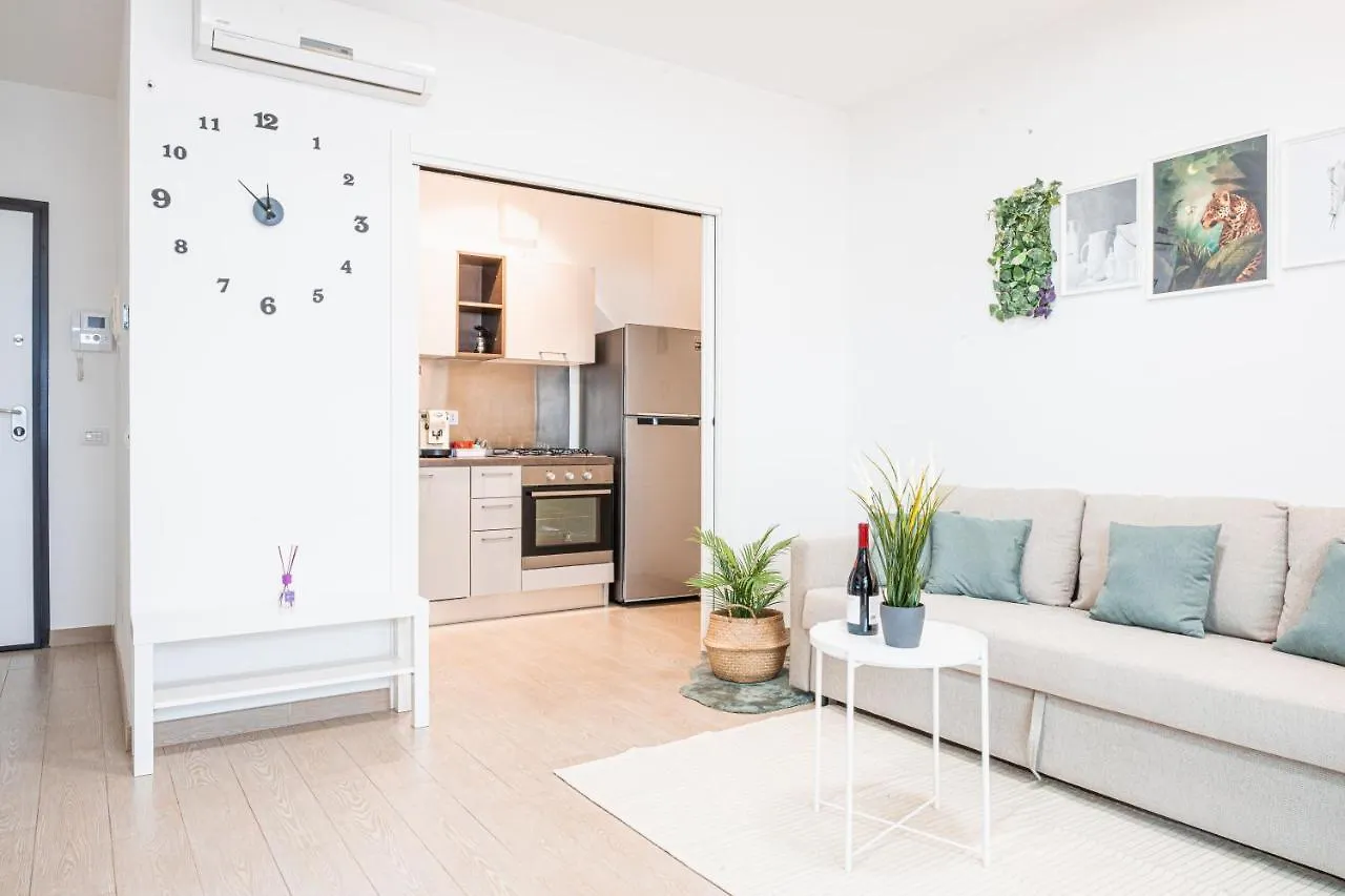 Apulialux - Elegant Apartment Con Netflix Bari Italy